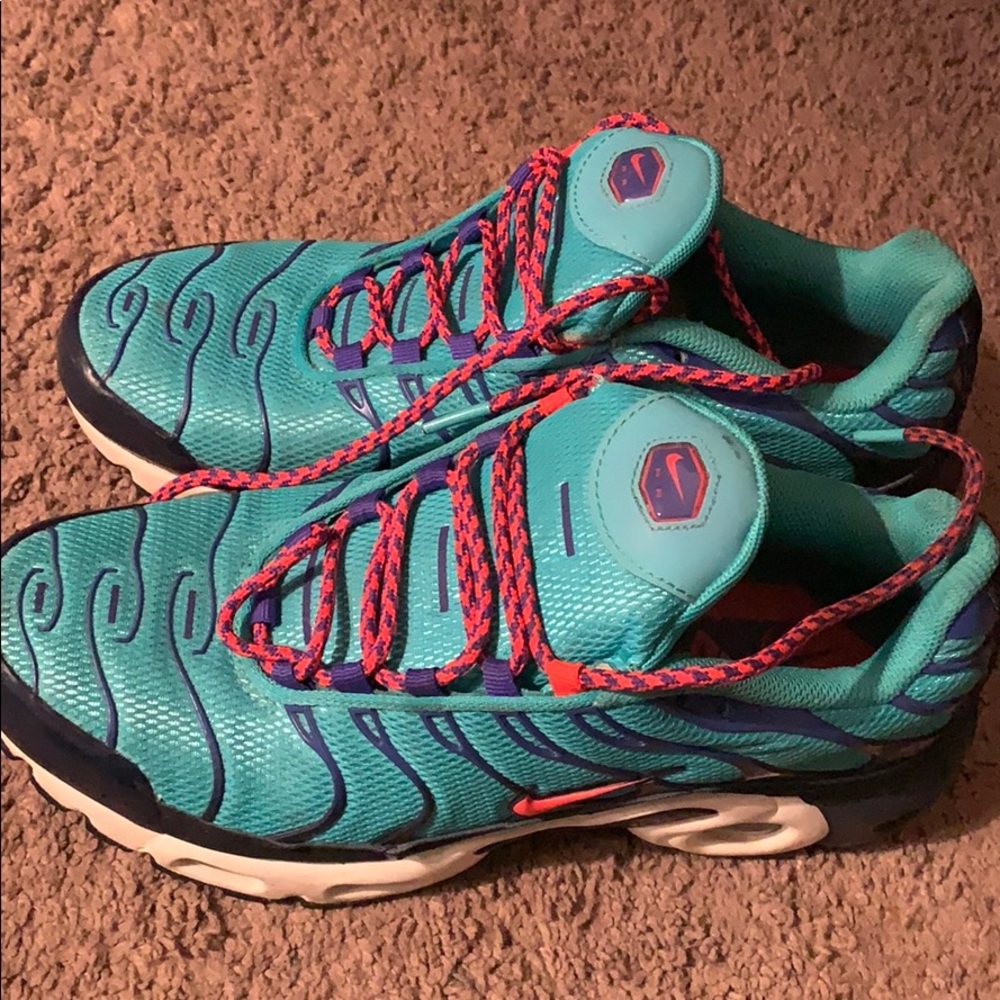 Air max’s!!